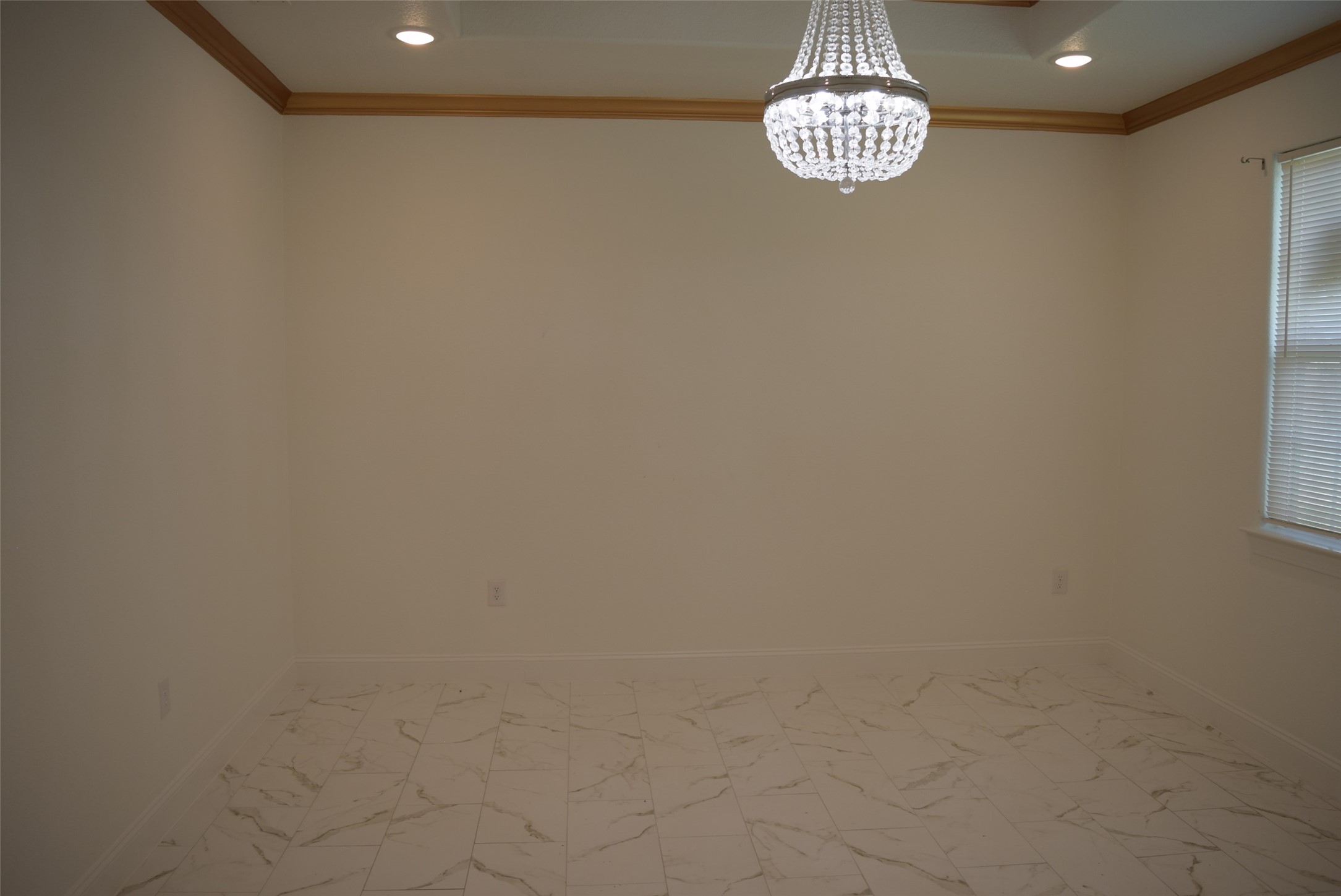 445 Road 5102 Cleveland, TX 77327 - Photo 18 of 36 a view of an empty room with a chandelier fan