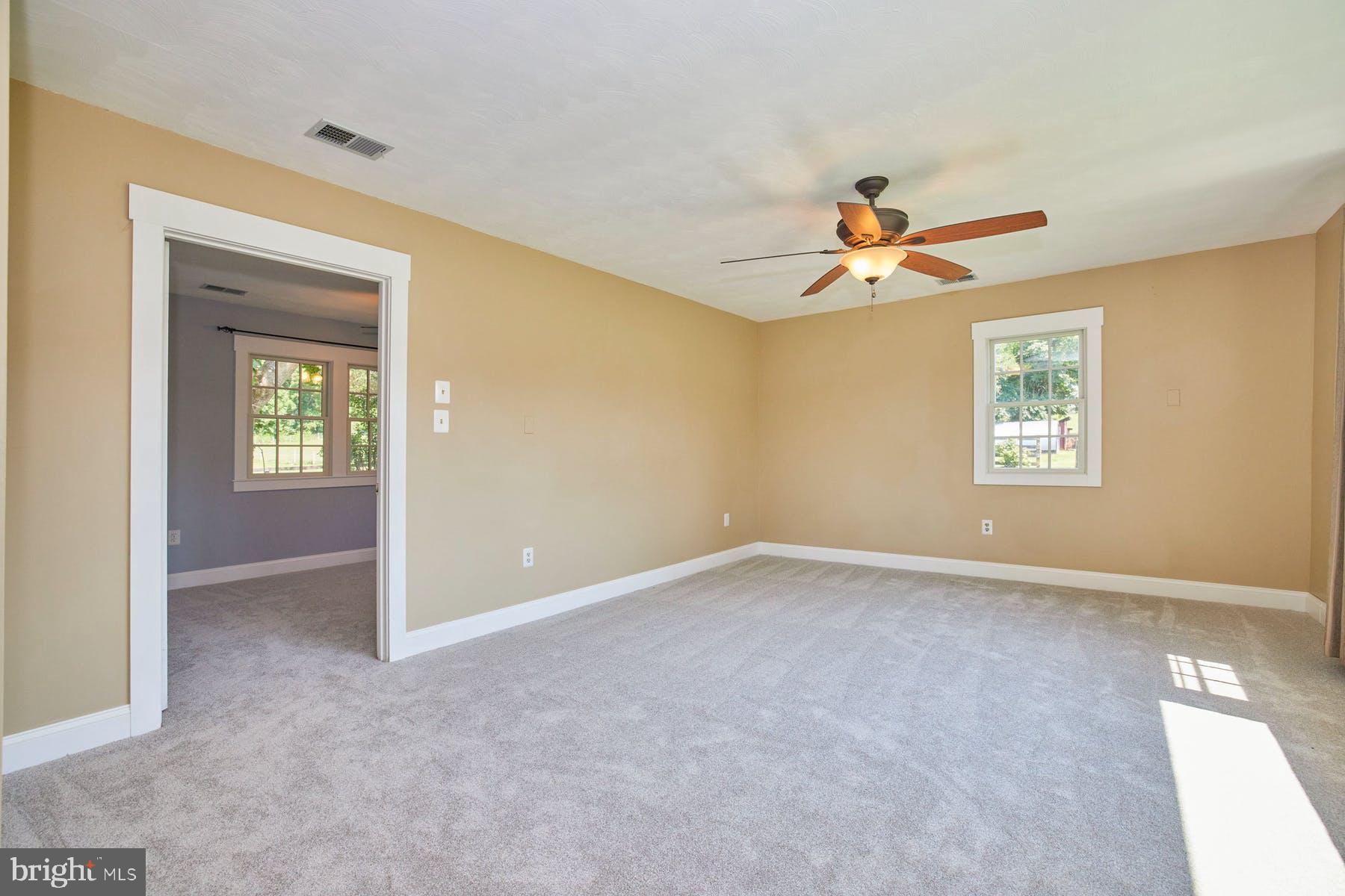 19012 Airmont Road Purcellville, VA 20132 - Photo 26 of 60 Gallery Image 26