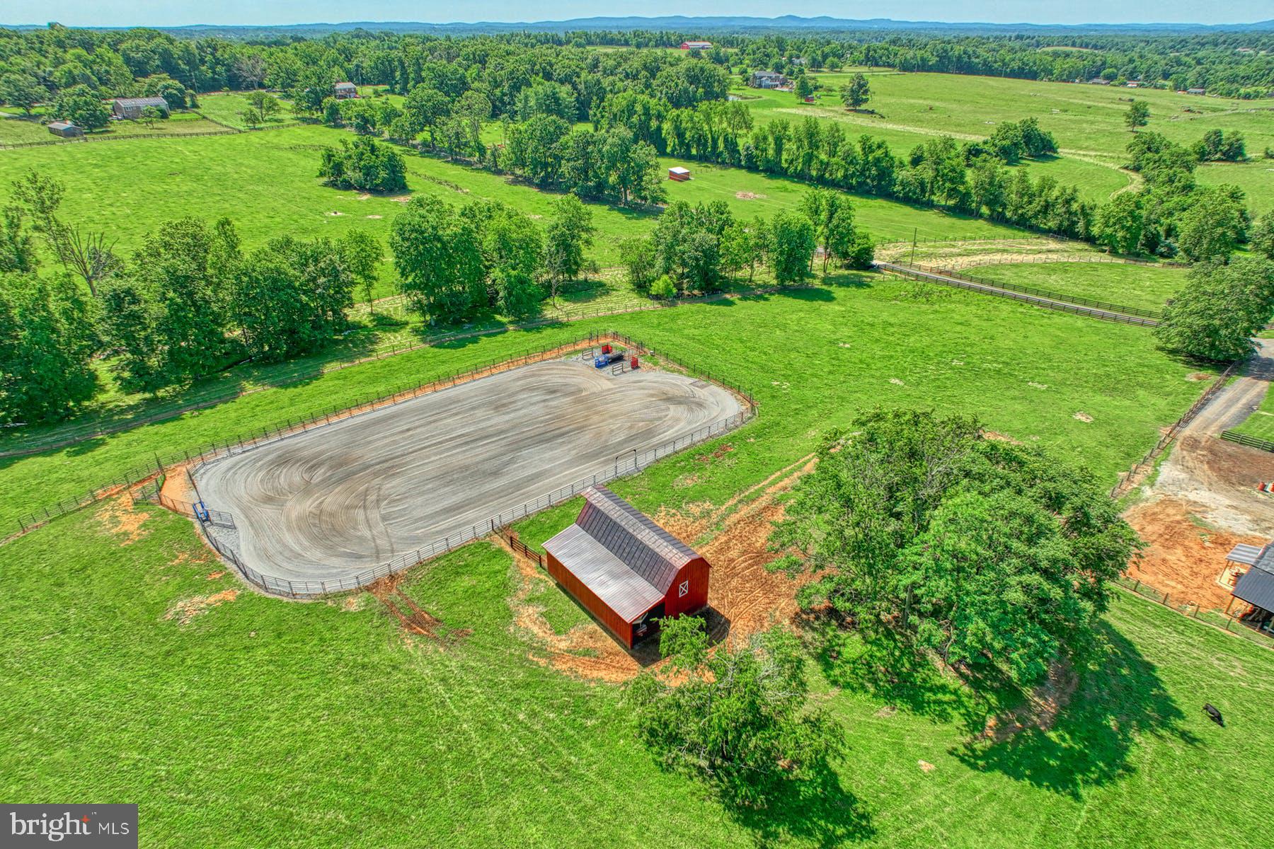 19012 Airmont Road Purcellville, VA 20132 - Photo 49 of 60 Gallery Image 49