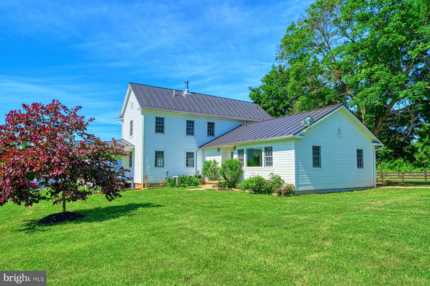 19012 Airmont Road Purcellville, VA 20132 - Photo 9 of 60 Gallery Image 9