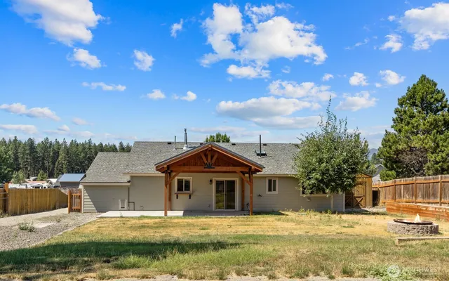 $565,000 | 280 Blue Agate Lane, Ronald, WA 98940