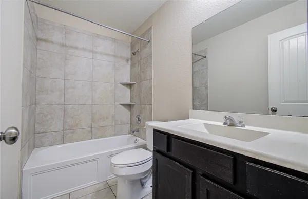 $1,900 | 1418 Spencer Glen Lane, Houston, TX 77073