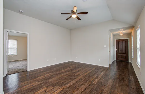 $1,900 | 1418 Spencer Glen Lane, Houston, TX 77073