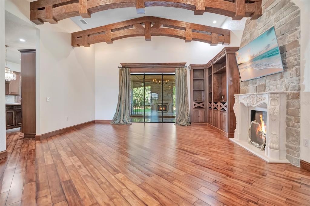 2310 Nevada Road Lakeland, FL 33803 - Photo 11 of 82 Gallery Image 11