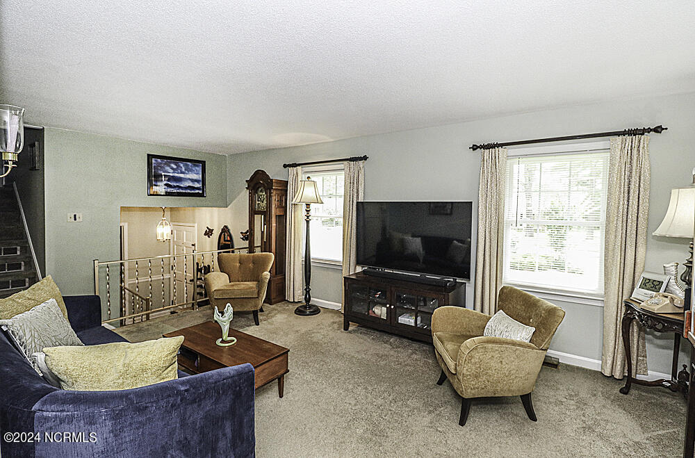 232 Dover Road Rocky Mount, NC 27804 - Photo 3 of 18 Spacious!