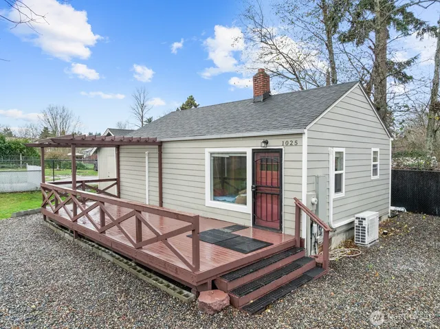 $410,000 | 1025 South 84th Street, Tacoma, WA 98444