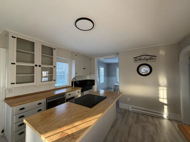 $219,900 | 12 Bowdoin Street, Houlton, ME 04730