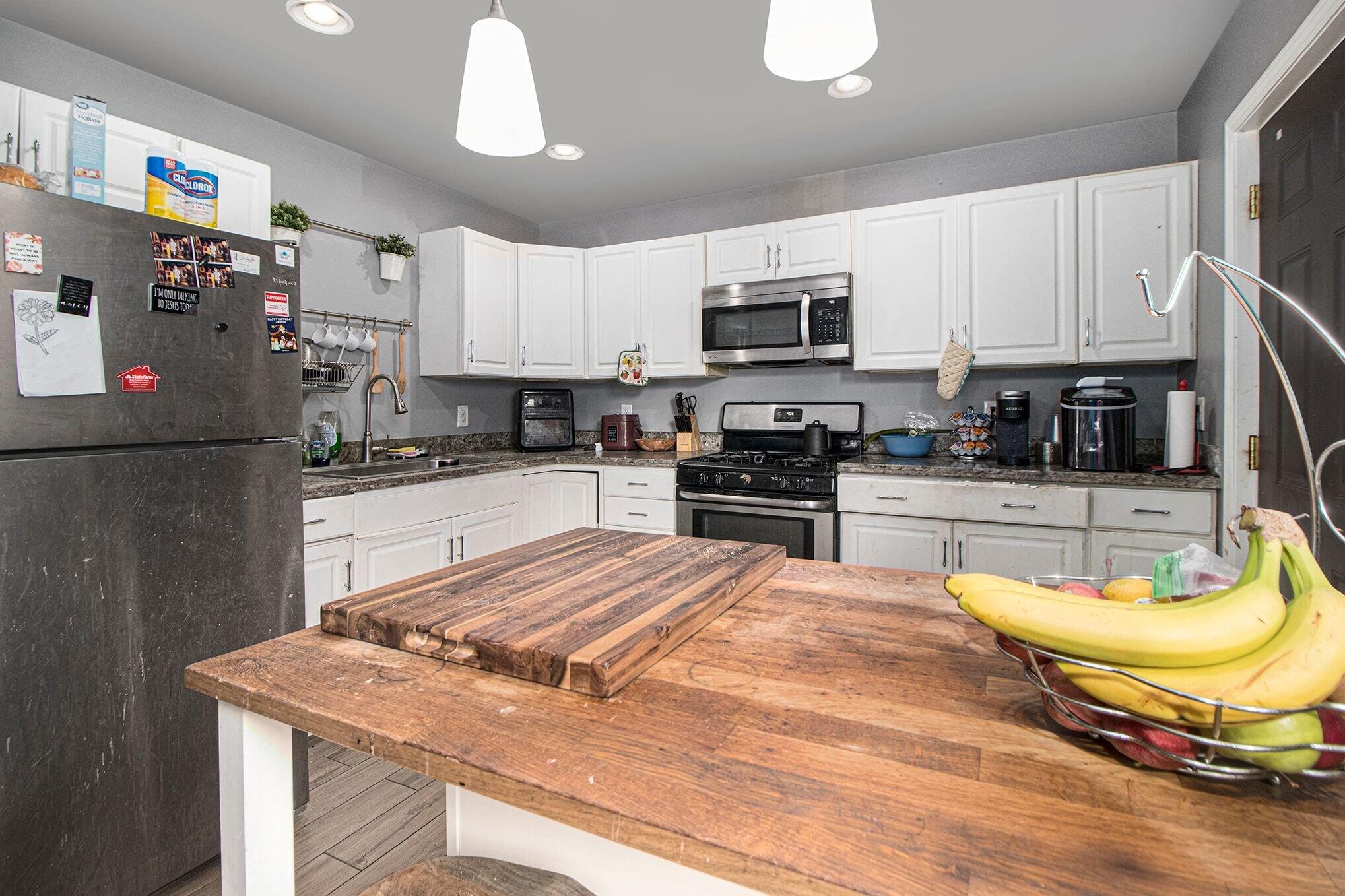 1139 State Street Hobart, IN 46342 - Photo 17 of 26 2038x1358