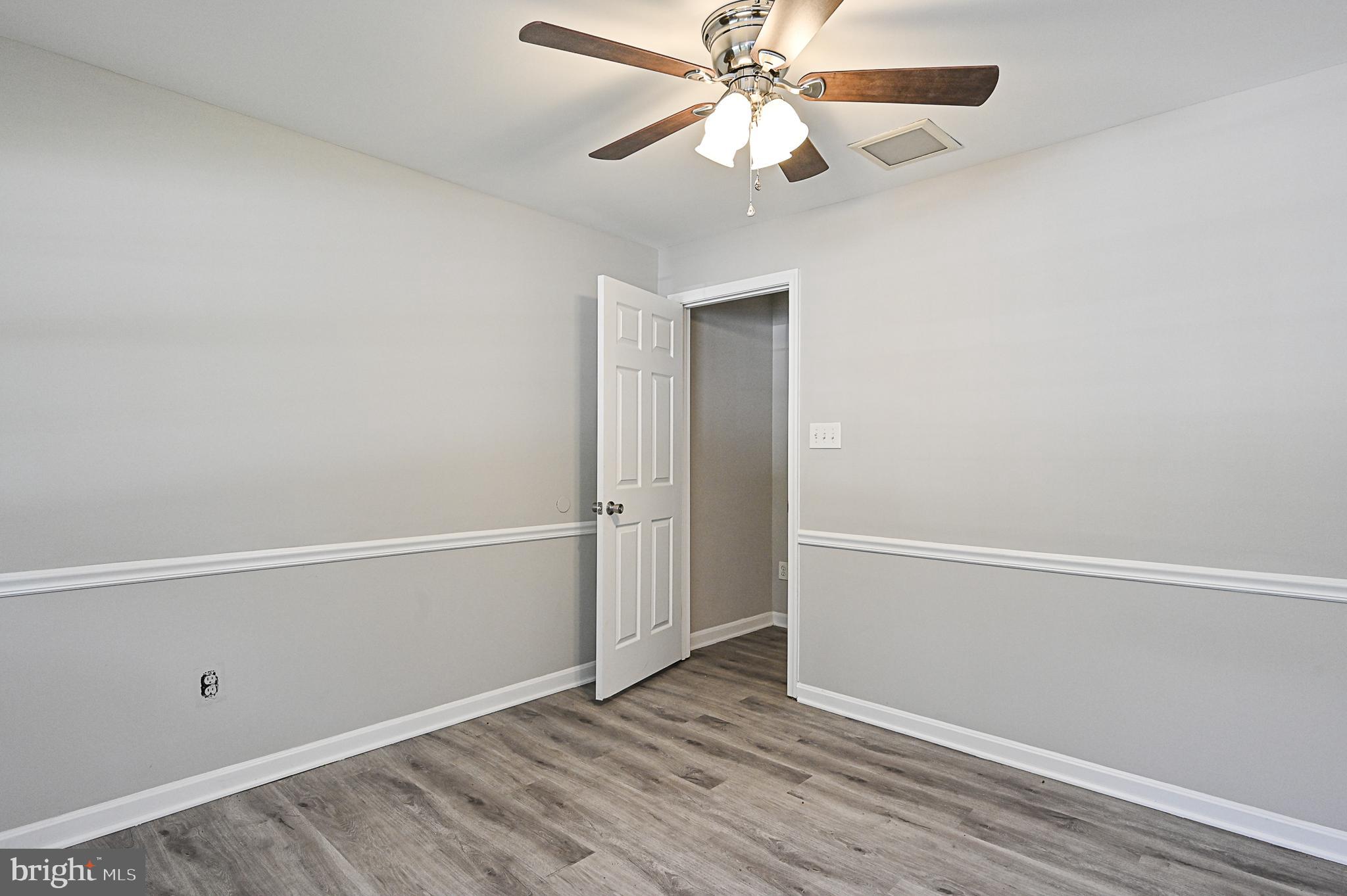 114 West Church Road Sterling, VA 20164 - Photo 19 of 31 Bedroom