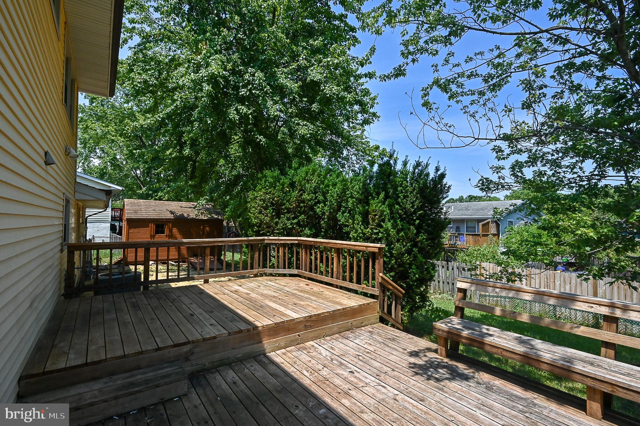 114 West Church Road Sterling, VA 20164 - Photo 3 of 31 Back deck waiting for a gathering of friends!