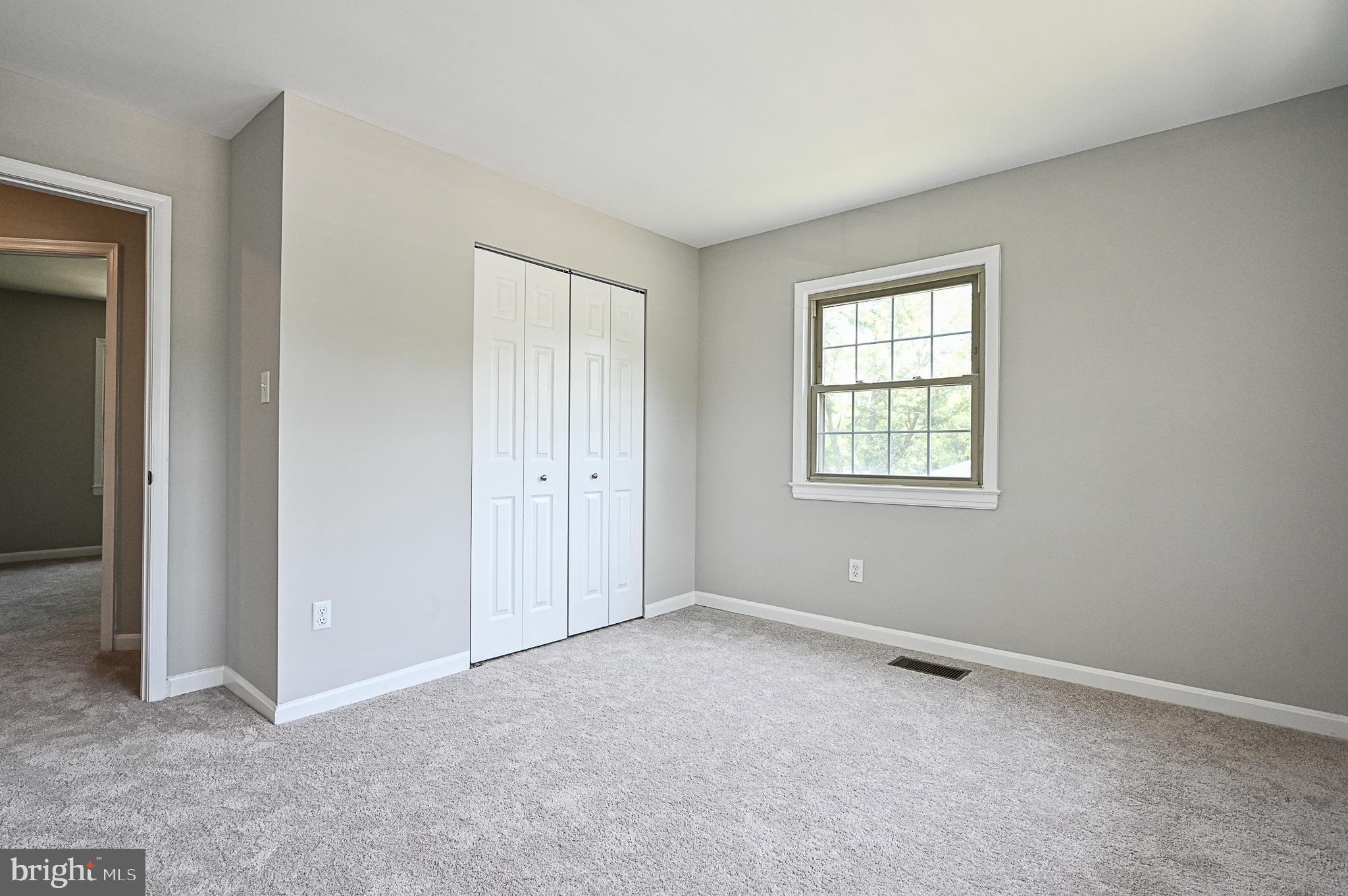 114 West Church Road Sterling, VA 20164 - Photo 24 of 31 Bedroom