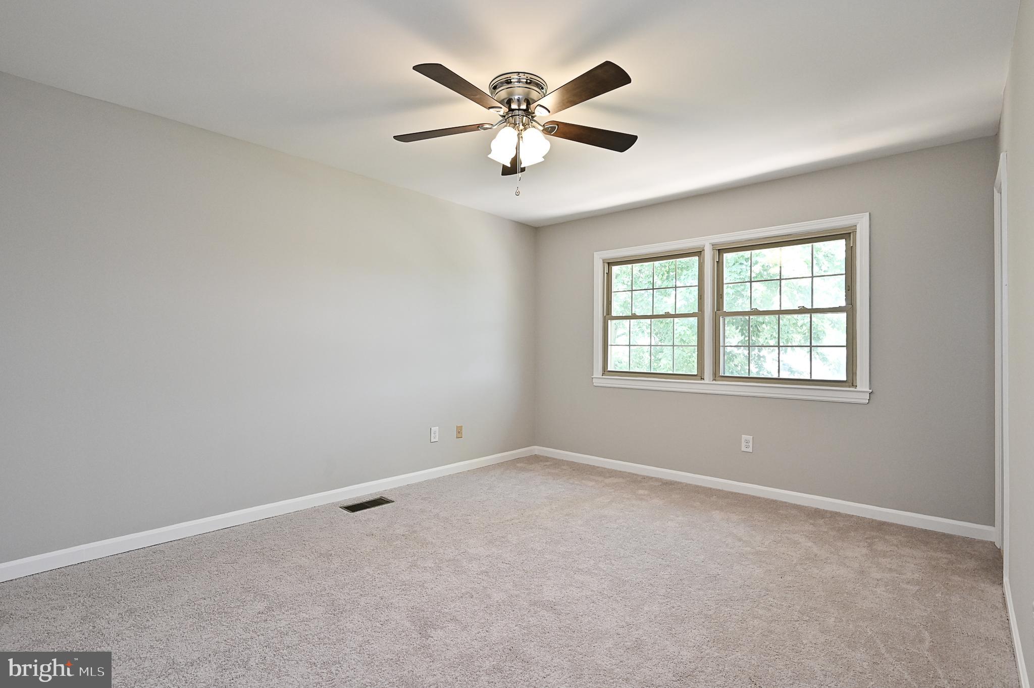 114 West Church Road Sterling, VA 20164 - Photo 28 of 31 Owner Suite