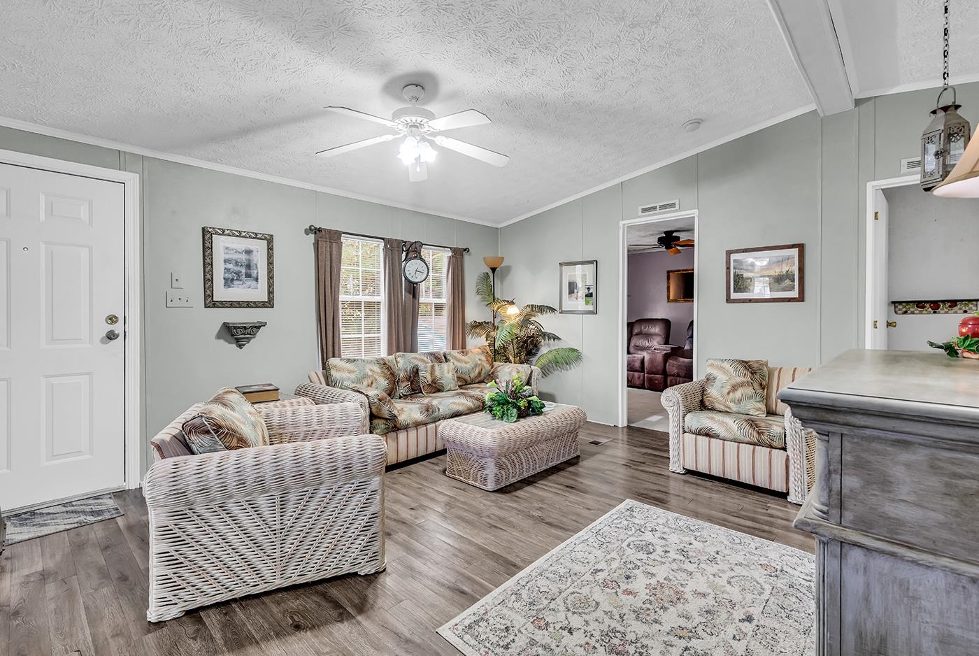 738 Oliver Drive Murrells Inlet, SC 29576 - Photo 3 of 27