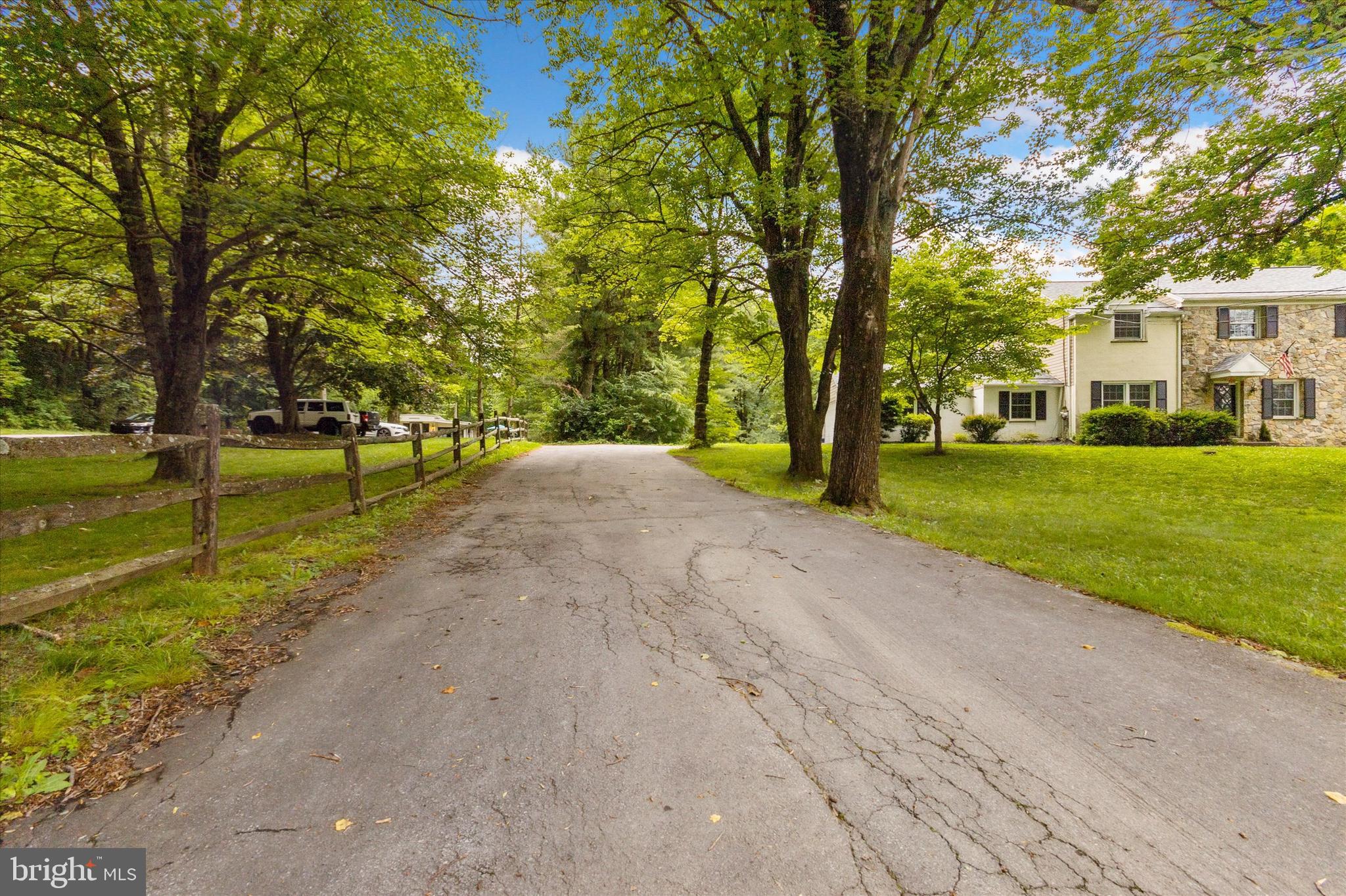 640 West Boot Road West Chester, PA 19380 - Photo 4 of 45 Wide Driveway