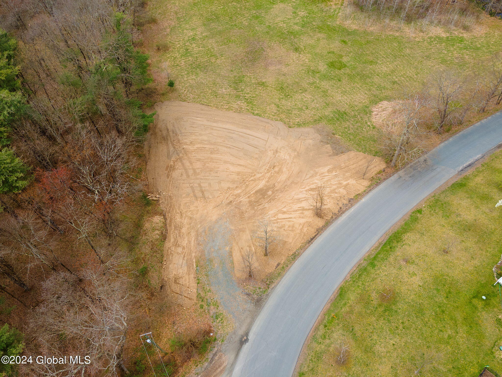 181 Springer Road Sand Lake, NY 12196 - Photo 7 of 9 6-web-or-mls-181SpringerRd_06