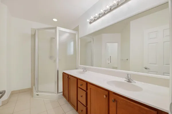 $420,000 | 3092 North Evergreen Circle, Unit 3092, Boynton Beach, FL 33426