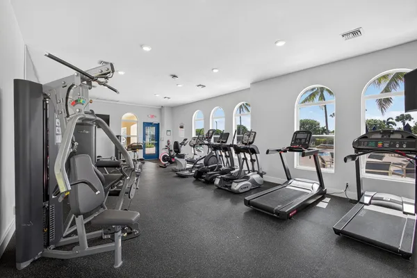 $420,000 | 3092 North Evergreen Circle, Unit 3092, Boynton Beach, FL 33426