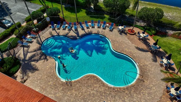 $420,000 | 3092 North Evergreen Circle, Unit 3092, Boynton Beach, FL 33426