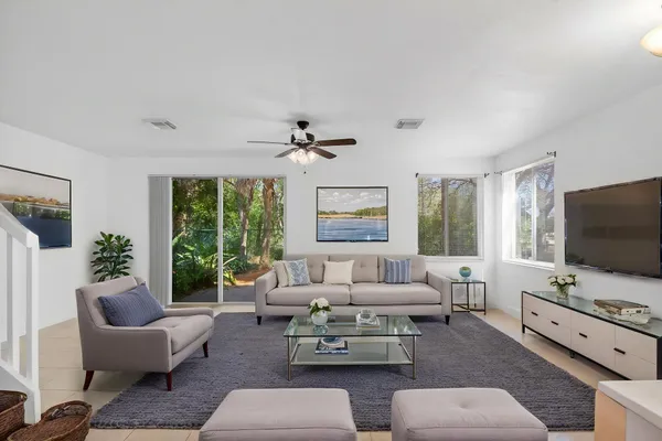 $420,000 | 3092 North Evergreen Circle, Unit 3092, Boynton Beach, FL 33426
