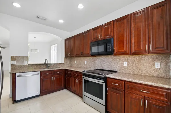 $420,000 | 3092 North Evergreen Circle, Unit 3092, Boynton Beach, FL 33426