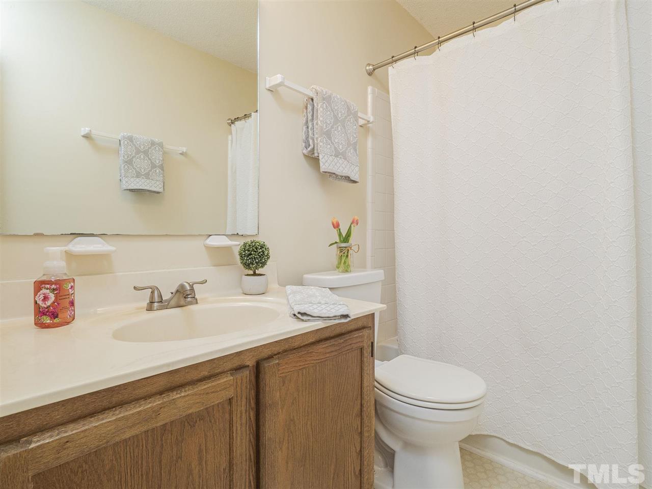 4408 Surry Ridge Circle Apex, NC 27539 - Photo 13 of 23 Gallery Image 13