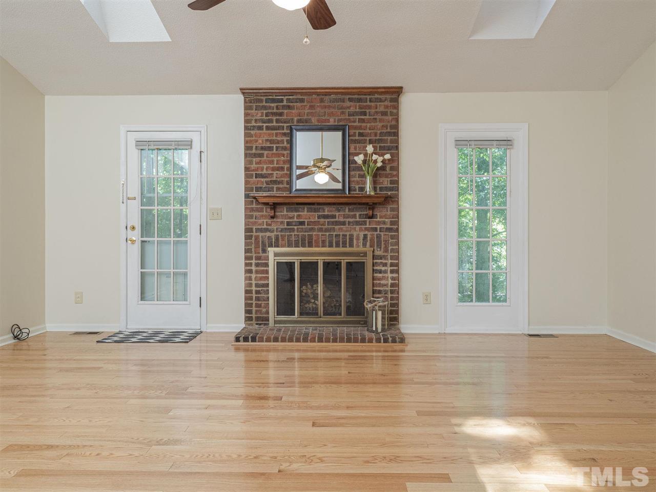 4408 Surry Ridge Circle Apex, NC 27539 - Photo 6 of 23 Gallery Image 6