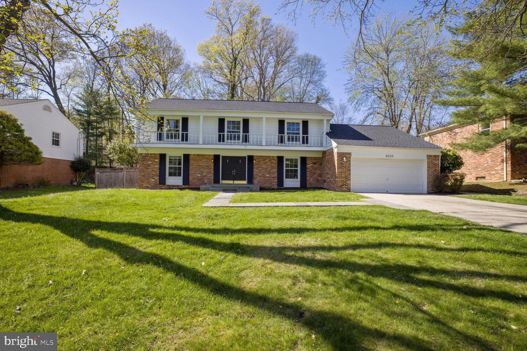 Classic Colonial in The Heart of Potomac