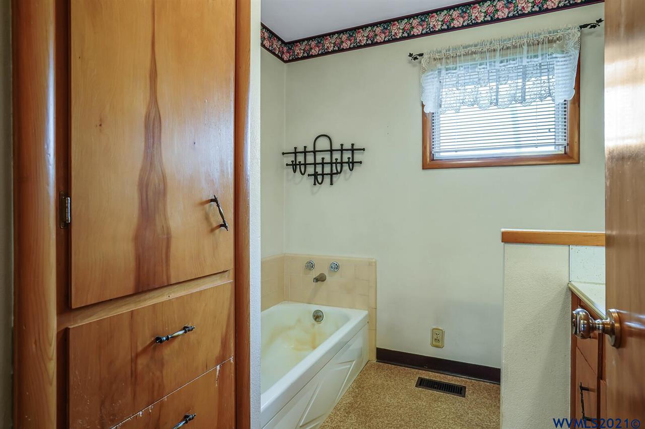 2991 Matheny Road Northeast Gervais, OR 97026 - Photo 18 of 32
