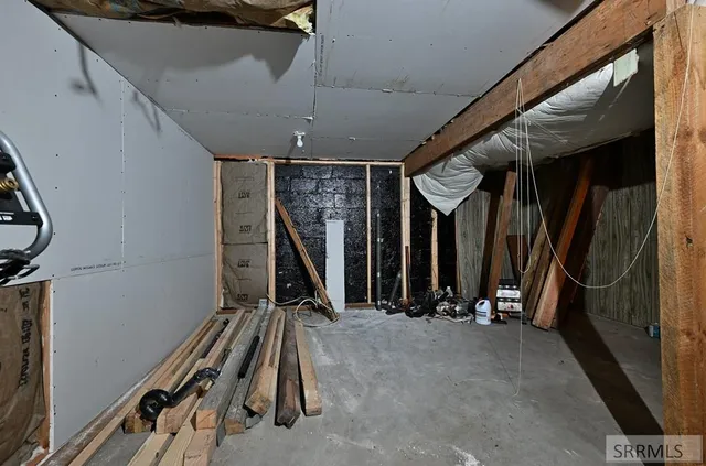 $1,600 | 425 2nd Street, Idaho Falls, ID 83401