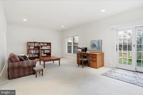 $975,000 | 9566 Lagersfield Circle, Vienna, VA 22181