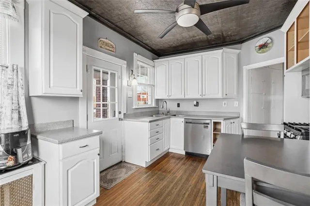 $345,000 | 4000 Brownsville Road, Pittsburgh, PA 15227