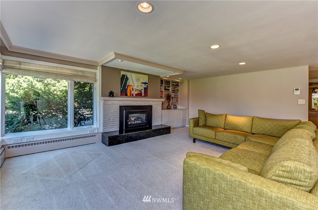 8129 Frederick Place Edmonds, WA 98026 - Photo 14 of 25 Gallery Image 14