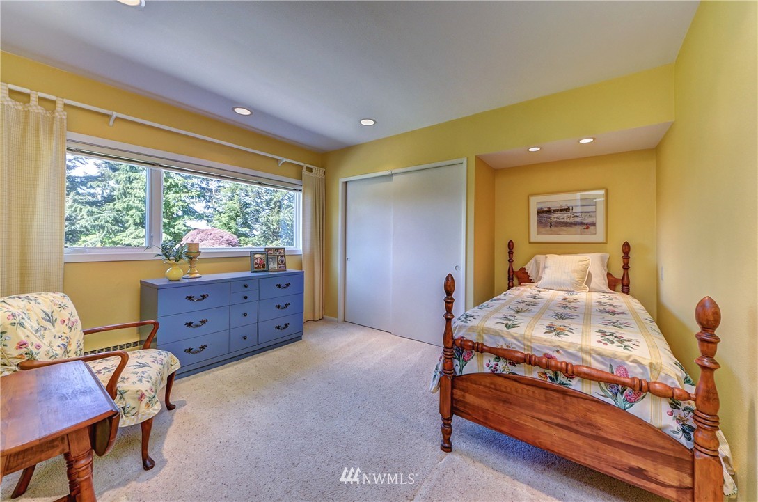 8129 Frederick Place Edmonds, WA 98026 - Photo 19 of 25 Gallery Image 19