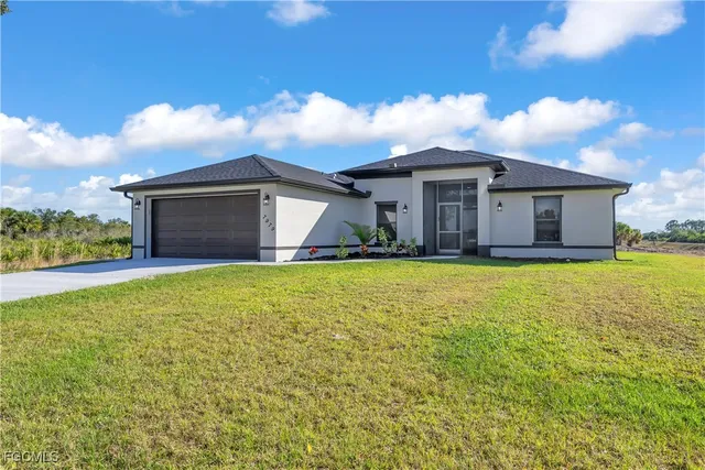 $465,000 | 7979 16th Place, LaBelle, FL 33935