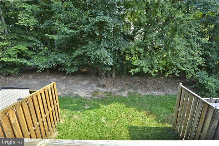 4232 Devonwood Way Woodbridge, VA 22192 - Photo 25 of 30 a view of backyard with green space