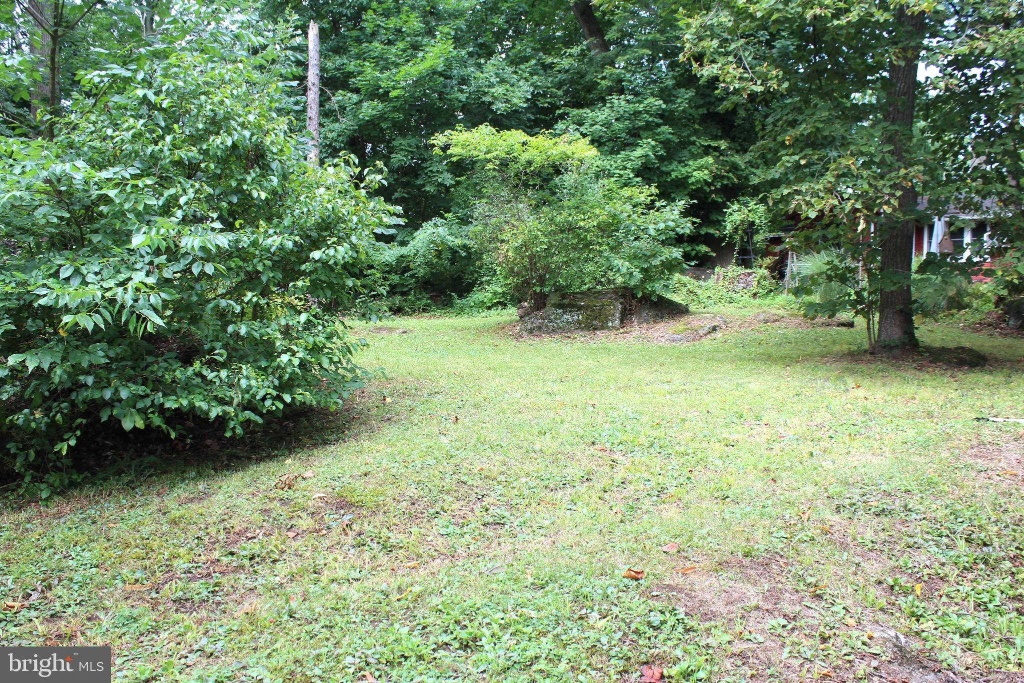 1068 Magazine Road Green Lane, PA 18054 - Photo 14 of 70 FLAT, PRIVATE BACKYARD