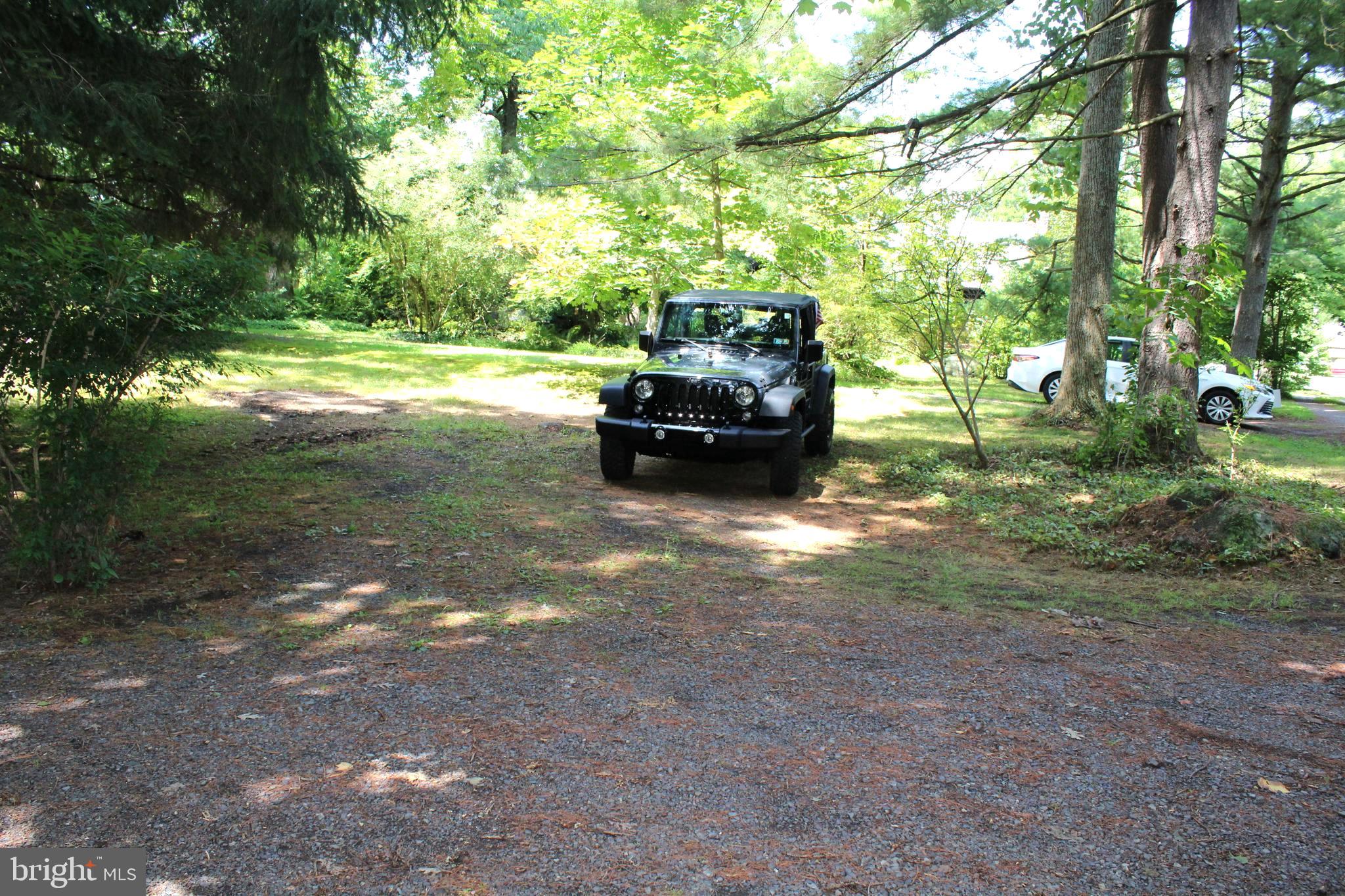 1068 Magazine Road Green Lane, PA 18054 - Photo 29 of 70 JEEP NOT INCLUDED