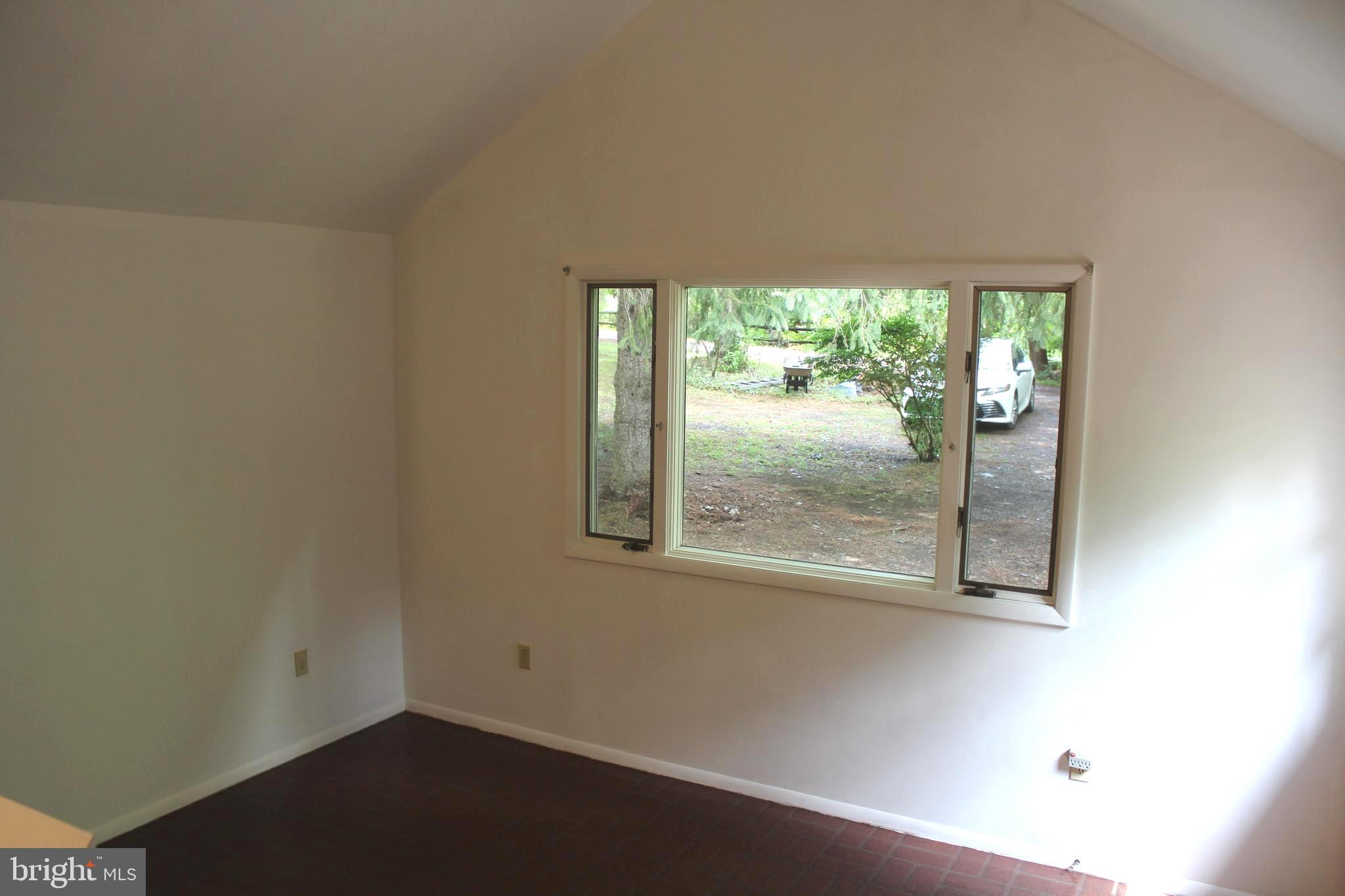 1068 Magazine Road Green Lane, PA 18054 - Photo 34 of 70 LIVING ROOM WITH ANDERSEN BAY WINDOW