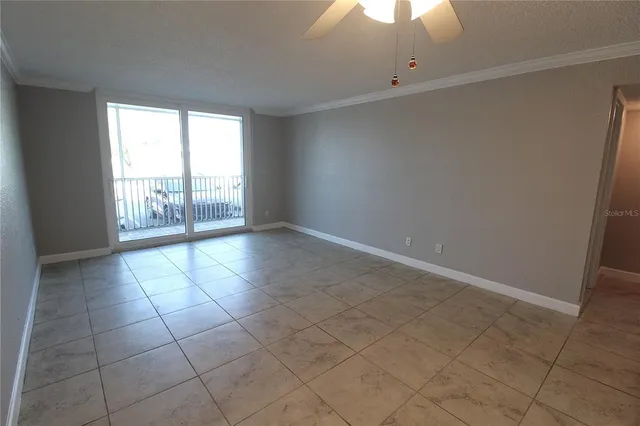 $1,500 | 2700 Coconut Bay Lane, Unit 1L, Sarasota, FL 34237