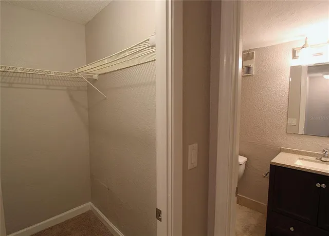 $1,500 | 2700 Coconut Bay Lane, Unit 1L, Sarasota, FL 34237