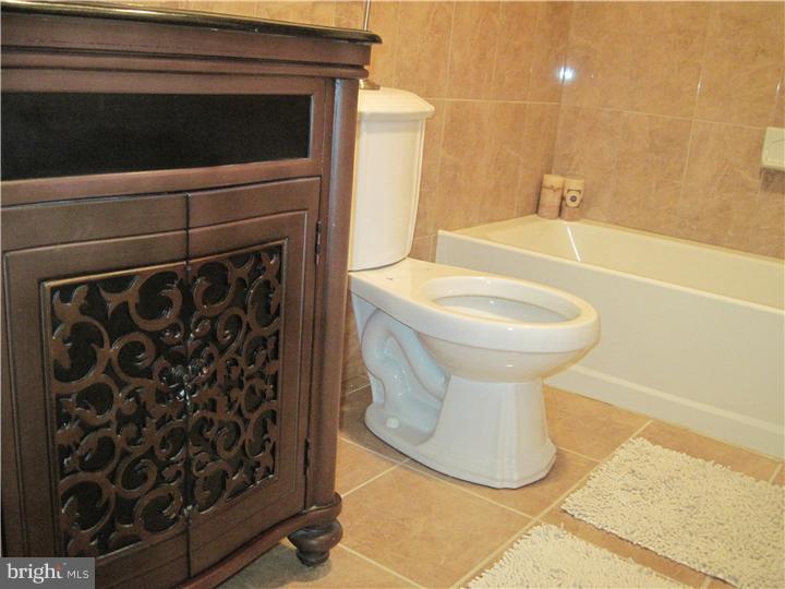 5320 Gainor Road Philadelphia, PA 19131 - Photo 17 of 25 Gallery Image 17