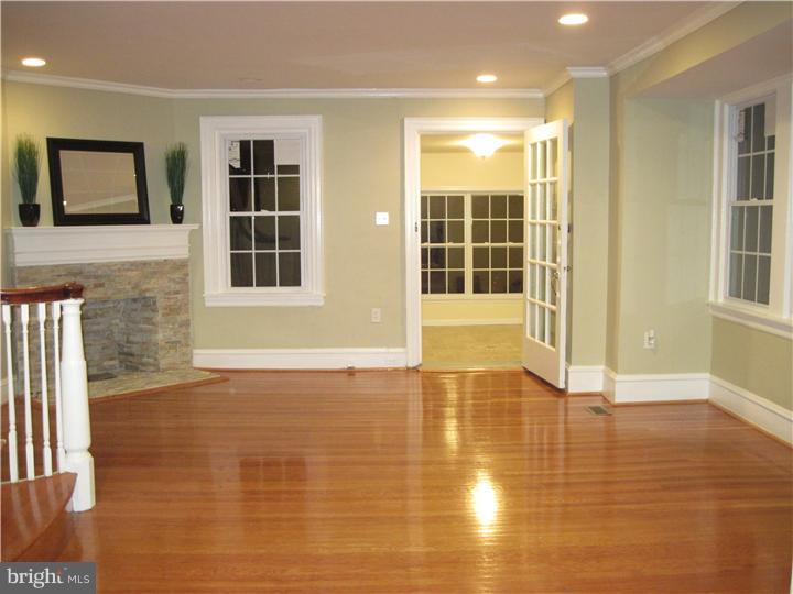 5320 Gainor Road Philadelphia, PA 19131 - Photo 3 of 25 Gallery Image 3