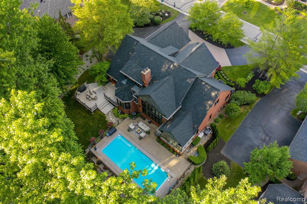3652 Walnut Brook Drive Rochester Hills, MI 48309 - Photo 1 of 46