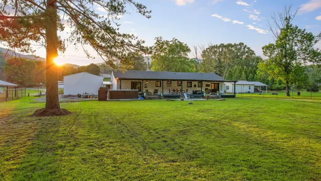 $775,000 | 824 Ogrady Drive, Chattanooga, TN 37419