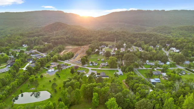 $775,000 | 824 Ogrady Drive, Chattanooga, TN 37419