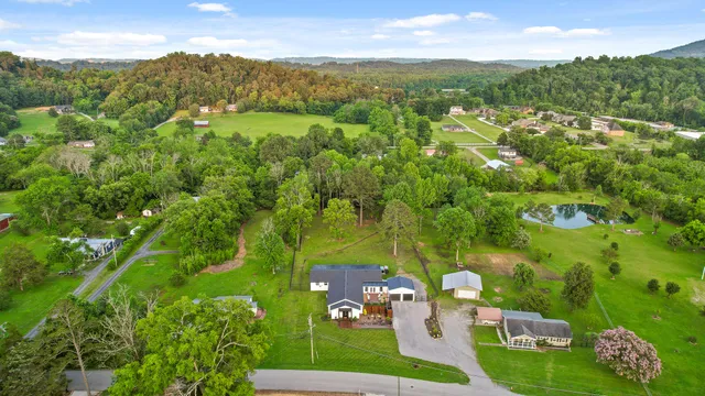 $775,000 | 824 Ogrady Drive, Chattanooga, TN 37419