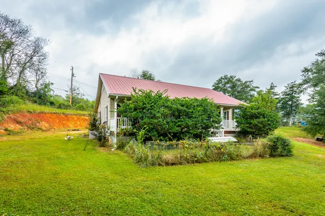 $309,900 | 1865 Teague Road, Whitwell, TN 37397