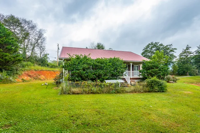 $309,900 | 1865 Teague Road, Whitwell, TN 37397