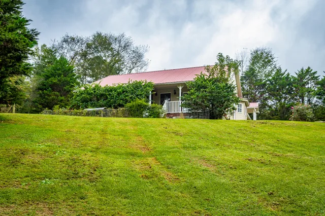 $309,900 | 1865 Teague Road, Whitwell, TN 37397