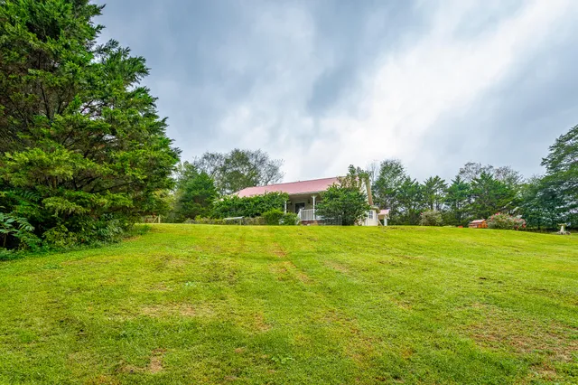 $309,900 | 1865 Teague Road, Whitwell, TN 37397